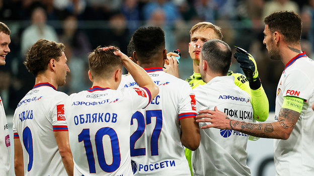 Владиславу Торопу оказывают медицинскую помощь.