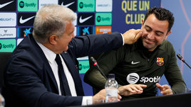 «Санта-Барбара» по-каталонски. Руководство «Барсы» готово уволить Хави, но тот хочет остаться