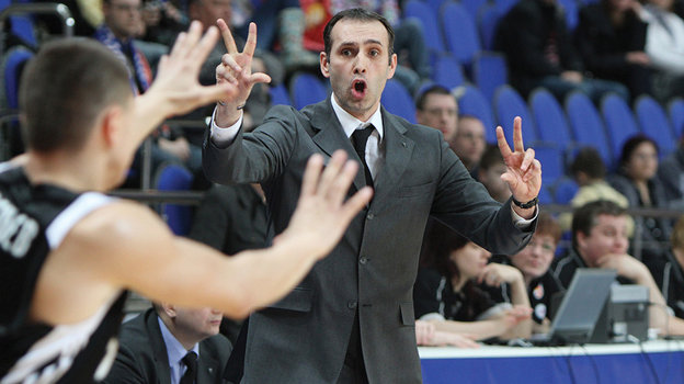 Зоран Лукич. Зоран Лукич