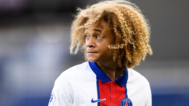 Хави Симонс в «ПСЖ». 2020 год.