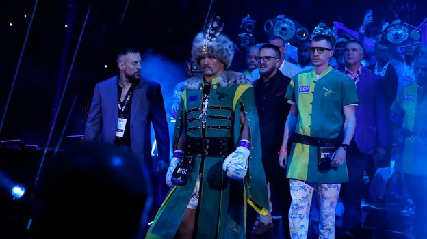 Выход Александра Усика на бой с Тайсоном Фьюри.