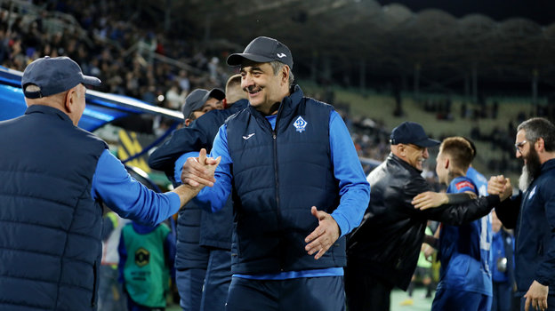 Главный тренер махачкалинского «Динамо» Хасанби Биджиев.