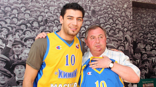 Карлос Дельфино и Виктор Бычков. Карлос Дельфино и Виктор Бычков