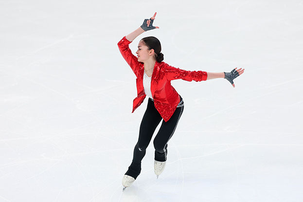 Аделия Петросян. Фигуристка Аделия Петросян.