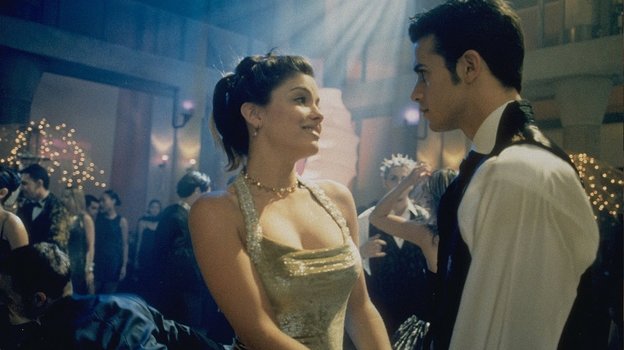 Кадр из фильма «Это все она»