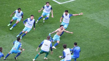 «Зенит» стал чемпионом России в шестой раз подряд.