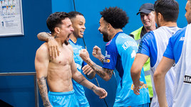 Непотопляемые! «Зенит» в шестой раз подряд выиграл чемпионат