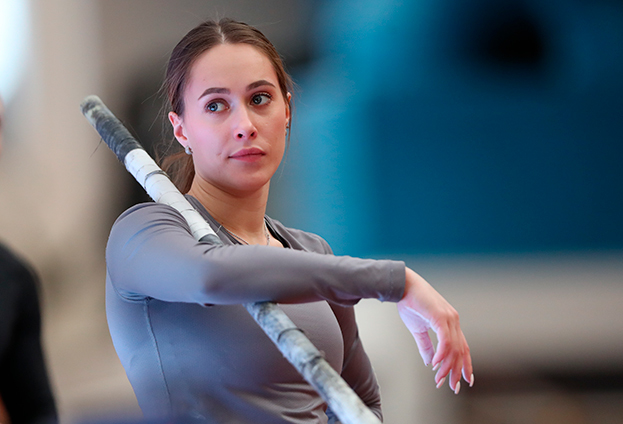 Полина Кнороз. Прыгунья с шестом Полина Кнороз.