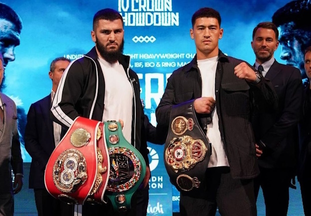 Артур Бетербиев и Дмитрий Бивол.