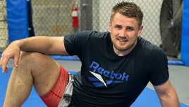 «Хабиб не заплывший. Наоборот, подсушенный!» Боец UFC Александр Романов — о бое с Алмейдой, форме Нурмагомедова и броске Кормье