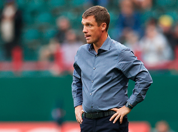 Виктор Гончаренко. Главный тренер «Урала» Виктор Гончаренко.