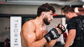 «Motherfucker»? Махачев не вспыльчивый. Моя рука точно дошла бы до цели». Арман Царукян — интервью перед UFC 302