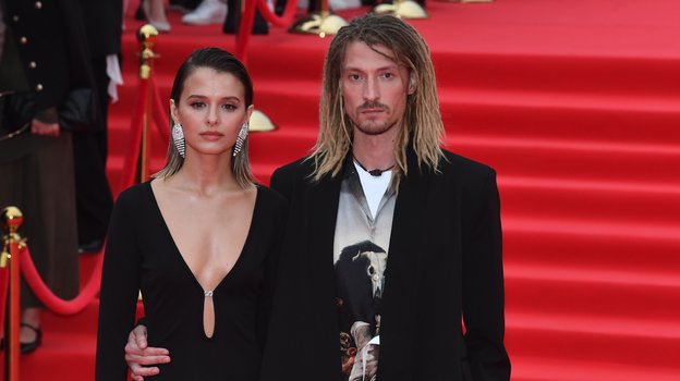 Любовь Аксенова с мужем Павлом.