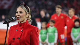 Биография Пелагеи: музыкальная карьера и развод с хоккеистом Телегиным