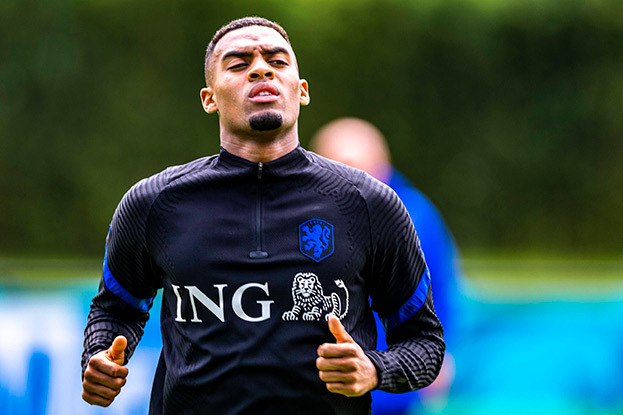 Райан Гравенберх.