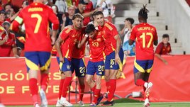 Испанцы разгромили североирландцев, Венгрия потеряла двух игроков в матче с Израилем, Холанн и Эдегор не смогли победить датчан