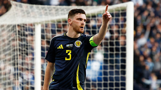 Эндрю Робертсон.