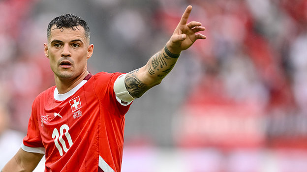 Гранит Джака. Футболист сборной Швейцарии Гранит Джака.