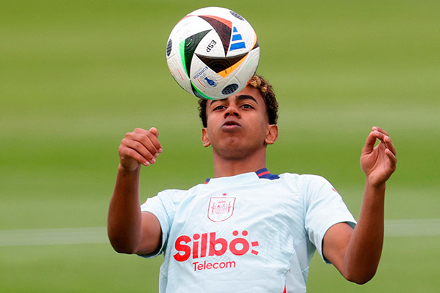 Ламин Ямаль.