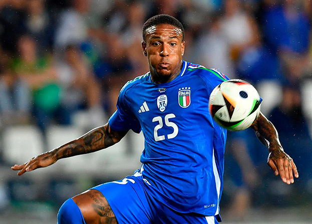 Майкл Фолоруншо. Футболист сборной Италии Майкл Фолоруншо