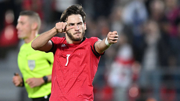 Хвича Кварацхелия. Футболист сборной Грузии Хвича Кварацхелия.