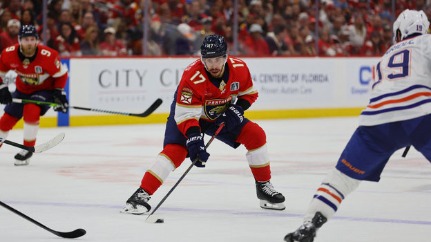 Эван Родригес.