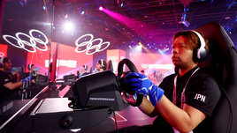 Участник Олимпийской недели киберспорта в Сингапуре