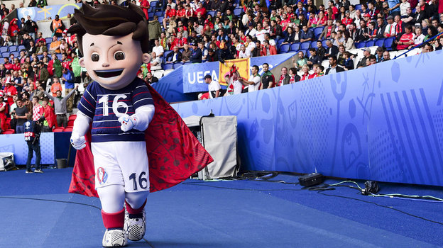 Талисман Евро-2016 мальчик Супер-Виктор. Талисман Евро-2016 мальчик Супер-Виктор