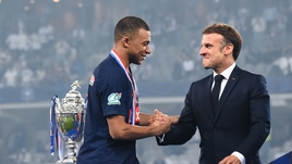 Мбаппе призвал голосовать за партию Макрона. Килиан пошел против своей же федерации