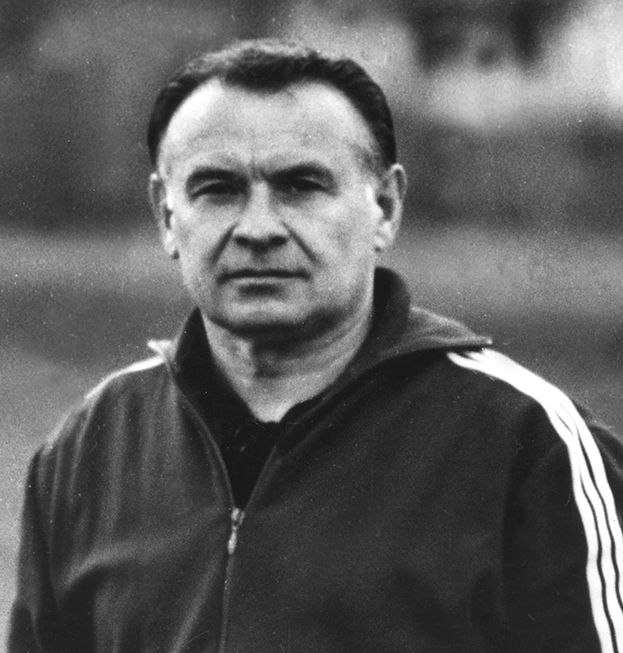 Константин Бесков.