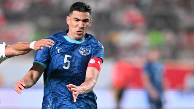 Фабиан Бальбуэна. Футболист «Динамо» Фабиан Бальбуэна