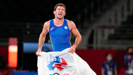 «Он хочет драться в UFC!» Сидакова не пустили в Париж — похоже, теперь чемпион Олимпиады перейдет в ММА