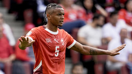 Футболист сборной Швейцарии Мануэль Аканджи