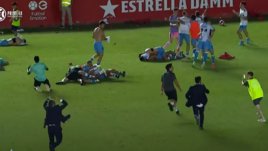 Прорыв фанатов, угрозы в адрес судей, три паузы в матче: безумное возвращение «Малаги» в сегунду!