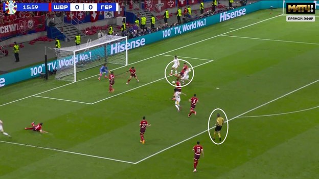 Эпизод с фолом Джамала Мусиалы на Мишеле Эбишере.