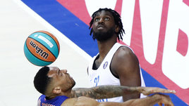 «Зенит» вернул своего лучшего центрового. Пойтресс рад воссоединиться с Паскуалем