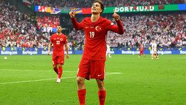 Он вырос в «Баварии», оказался в «Юве» благодаря де Лигту и мог играть за Германию. Йылдыз — будущая звезда Турции