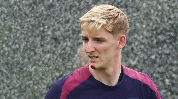 Энтони Гордон.