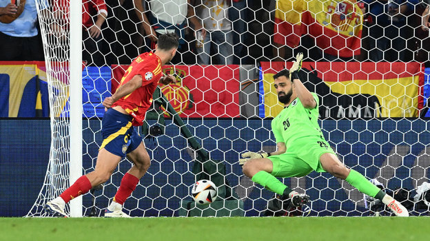 Испания — Грузия: гол Фабиана Руиса.