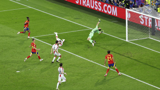 Испания — Грузия: гол Нико Уильямса.