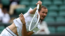 Медведев начал Уимблдон без нервотрепки. Уверенный старт лучшего теннисиста России