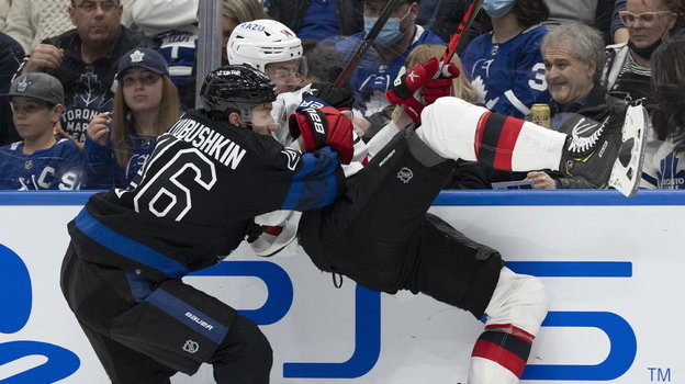 Илья Любушкин (слева).