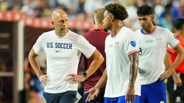 Сборная США провалилась на домашнем Кубке Америки. Американцы проиграли Уругваю и пролетели мимо плей-офф