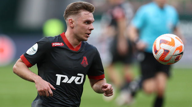 Максим Глушенков. Футболист Максим Глушенков