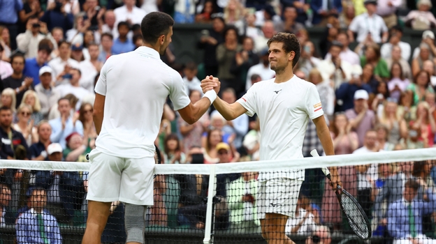 Новак Джокович и Вит Копршива.