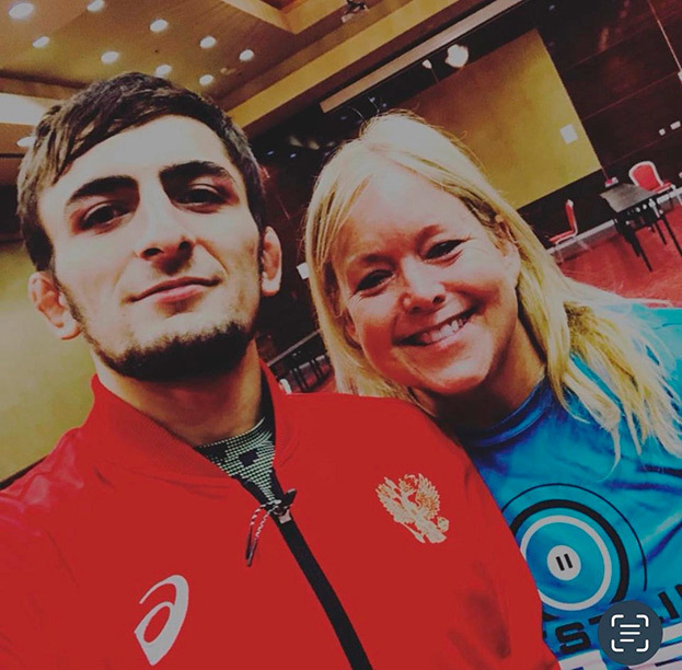 Каролин Вестер с Абасгаджи Магомедовым.