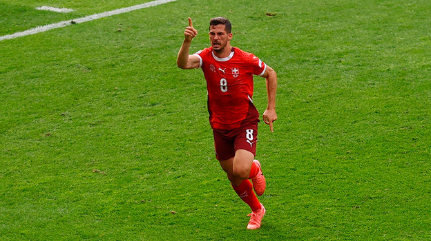 Ремо Фройлер.