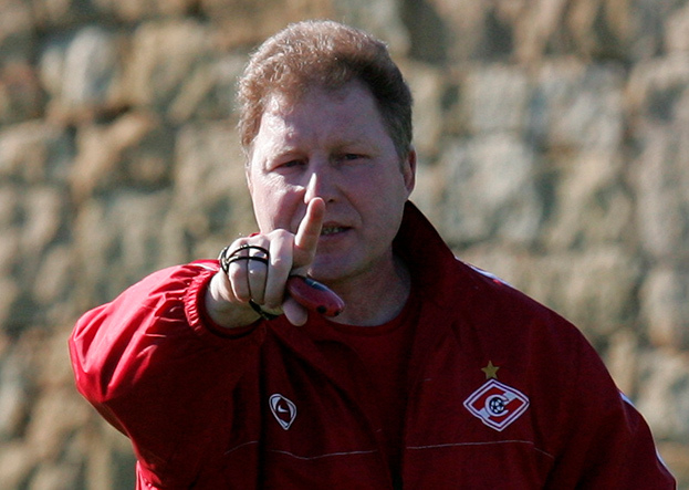 Александр Старков.