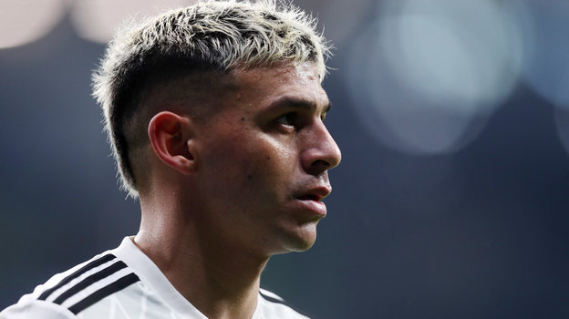 Лукас Вера.