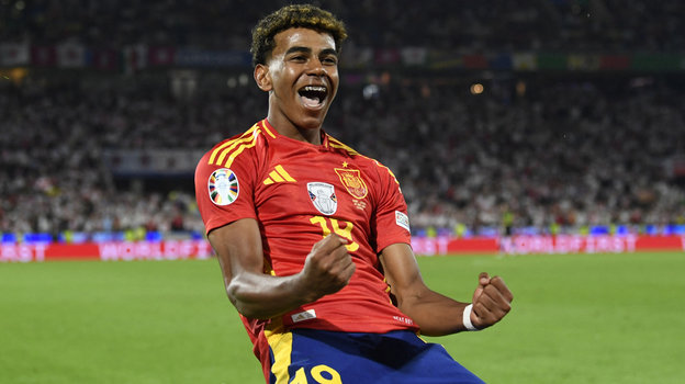 Ламин Ямаль. Футболист сборной Испании Ламин Ямаль